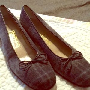 Ferragamo wool pattern,